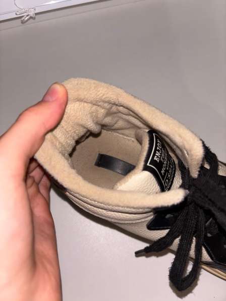 Кроссовки высокие женские в Сызрани