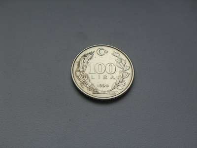 Монета 100 Лир 1990 год Турция