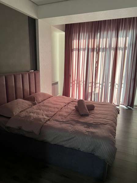 Элитные 1-комнатные квартиры посуточно в центре Бишкека в фото 5