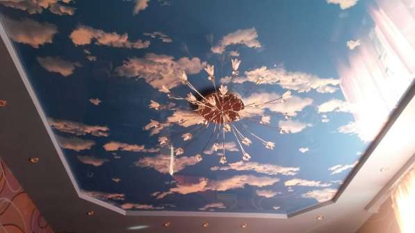 Бесшовный Натяжной потолок Фактура Небо с облаками ГЛЯНЕЦ