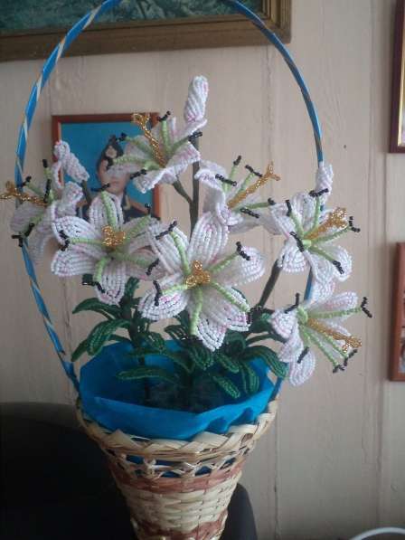 букет цветов из бисера