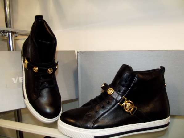 мужская обувь от ведущих брендов в Москве фото 3