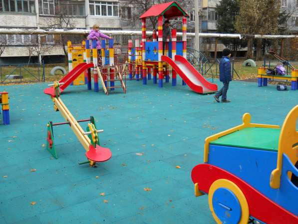 Резиновое покрытие для детских и спортивных площадок в Краснодаре