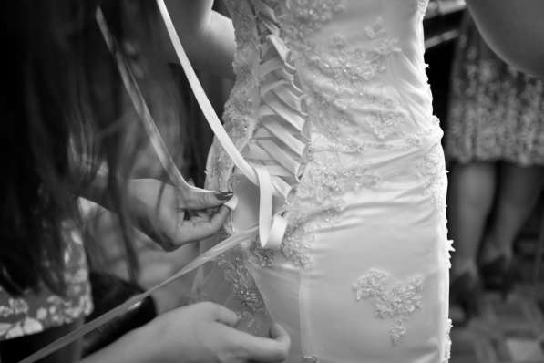 продам свадебное платье силуэта русалка,со шлейфон в Новосибирске фото 5