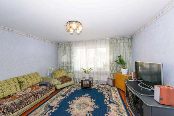Продам 4-комнатную квартиру в Новосибирске
