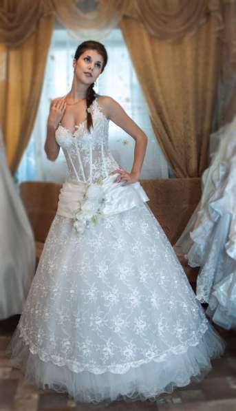 Шикарные свадебные платья в Новосибирске фото 12
