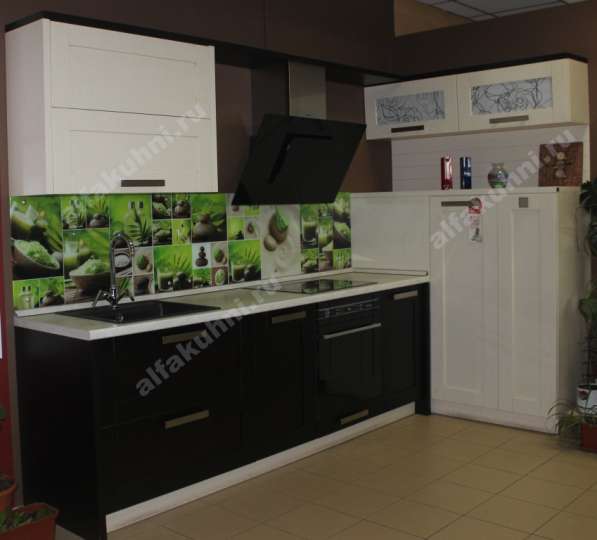 Кухня выставочный образец