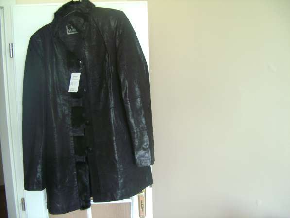 Куртка женская осенне-зимняя Gianni Versace