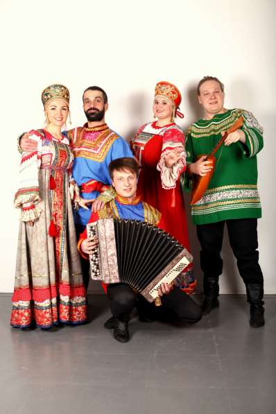 Фольклорный ансамбль "Поляне" на Ваш праздник