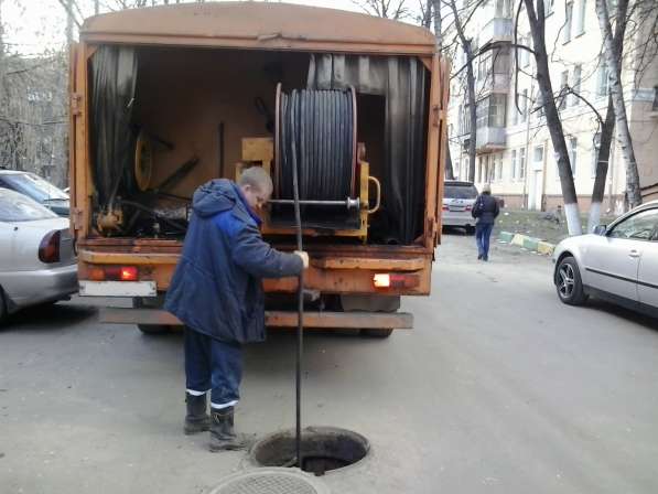 Прочистка канализации круглосуточно! в Омске фото 5