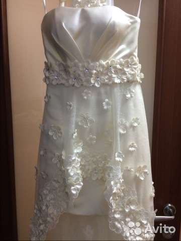 Свадебное платье со шлейфом (короткое) в Москве фото 4