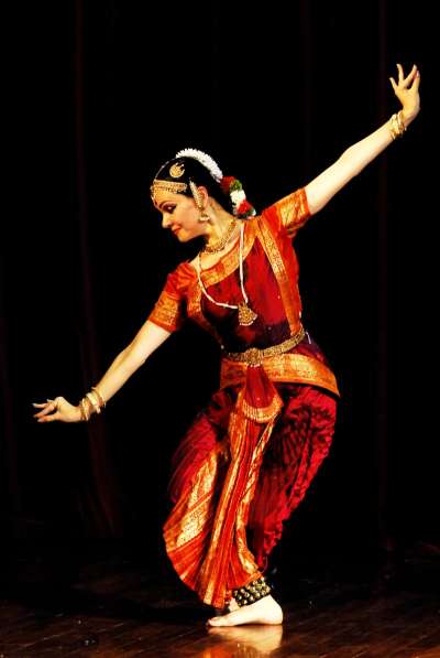 Индийский танец на Ваш праздник, корпоратив. в Санкт-Петербурге