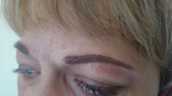 Перманентный макияж(татуаж) Брови волосковый метод 2714077 в Екатеринбурге фото 6