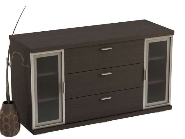 Стильный вместительный комод