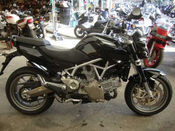 Yamaha aprilia mana 850 мотоцикл