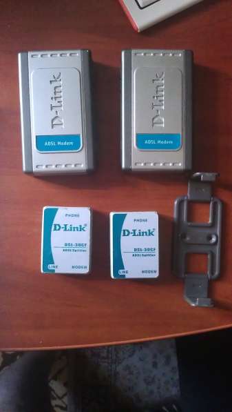 D-Link DSL-200 и 2 телефонных сплиттера