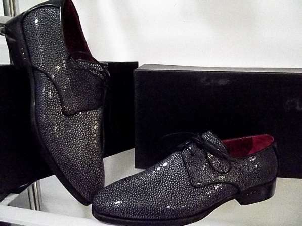 мужская обувь от ведущих брендов в Москве
