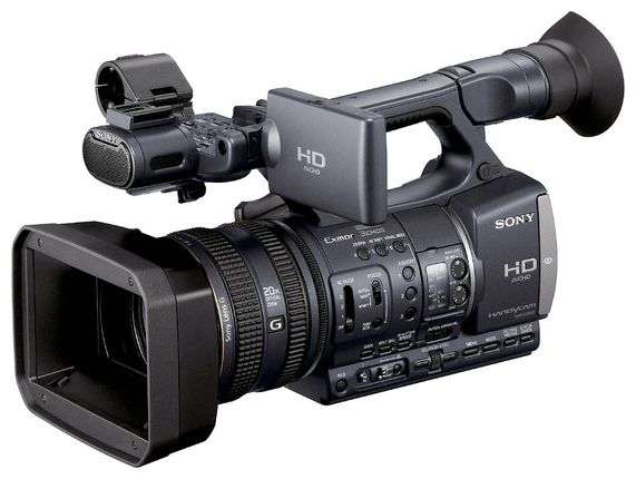видеокамера Sony HDR 2000 E