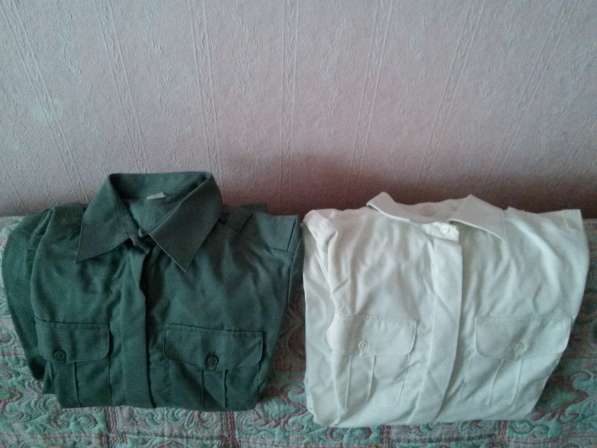 Рубашки военные (белые,цвета хаки)