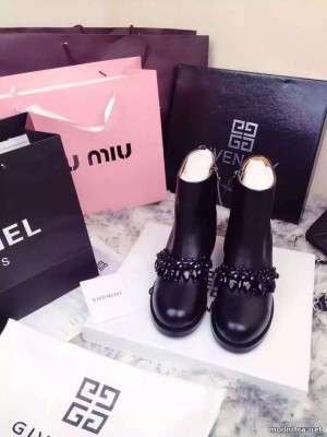 Ботинки Givenchy с цепью осень 2015 в modnitca