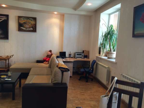 Продам 3х комнатную квартиру с отличным ремонтом в Челябинске фото 8