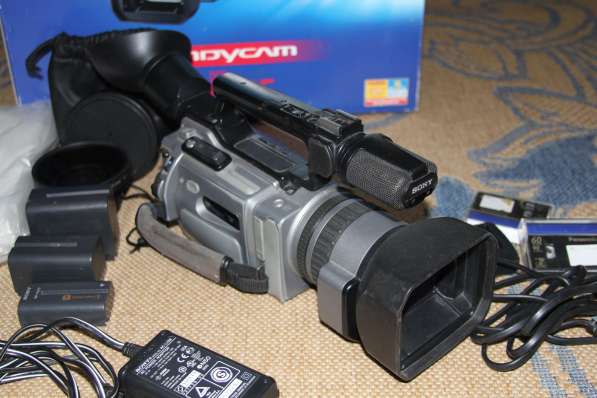 Видеокамера SONY-DCR-VX2100Е в Брянске