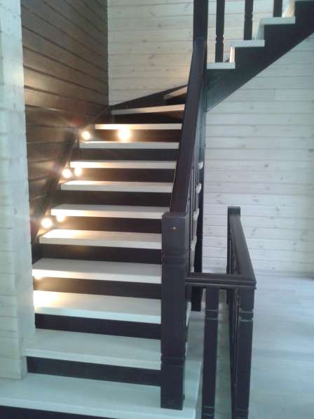 Изготовление деревянных лестниц на заказ в Красноярске фото 11