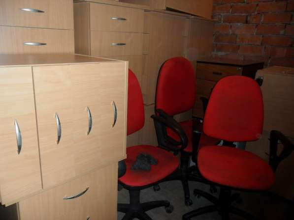 Офисная мебель в хорошем состоянии в Екатеринбурге фото 8