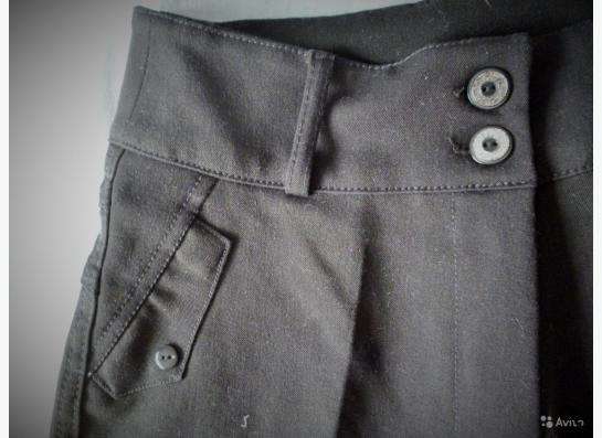 Строгие брючки черного цвета