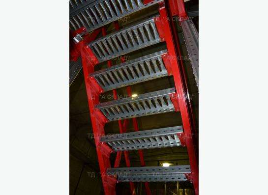 Лестницы металлические складские и промышленные. в Москве фото 3
