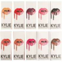 НАБОР ПОМАДА + КАРАНДАШ KYLIE LIPSTICK & LIP LINER (комплект, в Москве
