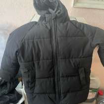 Чёрная детская куртка и штаны размер-104, в Сургуте