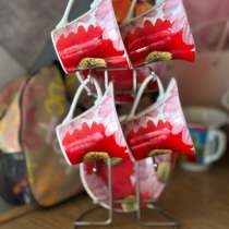 Чайный сервис, в наборе не хватает 2 кружек и 1 тарелки, в Шахтах