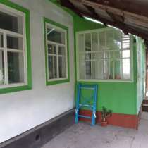 Продаю жилой дом, в г.Бишкек