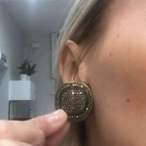 Серьги - гвоздики с черными камнями, в Москве