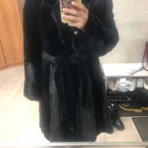 Норковая шуба черная длинная, в Красноярске