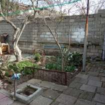 Продаю каменный дом в пос Ази Асланова с купчей и тех. пасп, в г.Баку