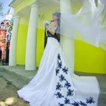 Продам дизайнерское свадебное платье, в Москве