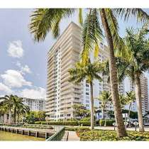 Квартира в Авентуре в красивом районе, в г.Aventura