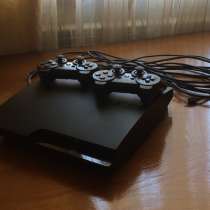 PlayStation 3 slim с 5 играми, с джойстиками(оригин, в Махачкале