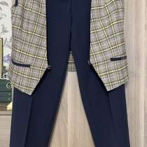 Костюм женский брючный, в Москве