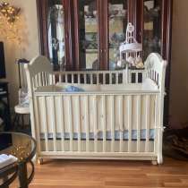 Кроватка натуральное дерево, в Мильково