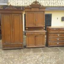 Старинный платянной шкаф, в Москве