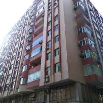 Продается 4-х комнатная квартира (под мояк) на пр. Ататюрк, в г.Баку