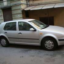 Volkswagen Golf серебряный хетчбэк, 1998 г, в Санкт-Петербурге