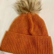 Оранжевая шапка, в Миассе