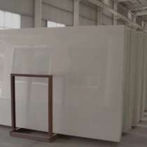 Мрамор из Ирана, в Санкт-Петербурге