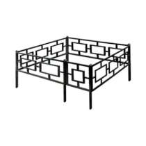 оградки на кладбище, в Мытищи