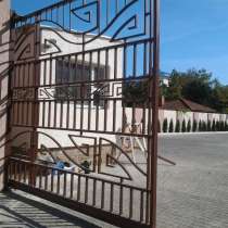 Ворота секционные, откатные, распашные, в Севастополе