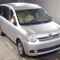 Toyota Sienta, в Екатеринбурге